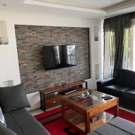 Appartement A Mermoz, Nettoyage Journalier Gratuit Dakar Exterior photo