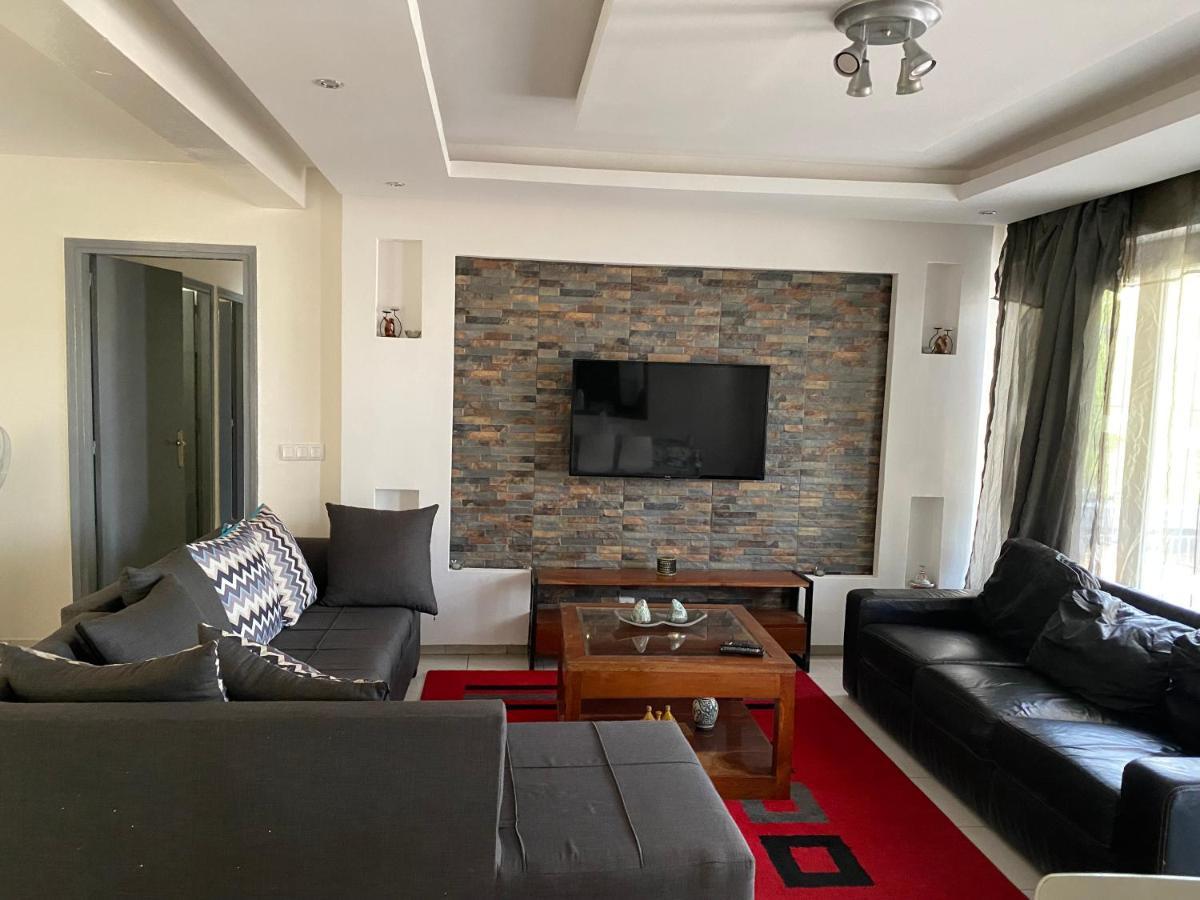 Appartement A Mermoz, Nettoyage Journalier Gratuit Dakar Exterior photo